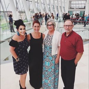 Meet your Posher, Kay